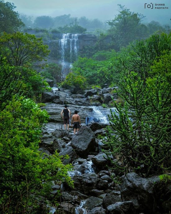 dudhivare waterfall nearby lonavala
