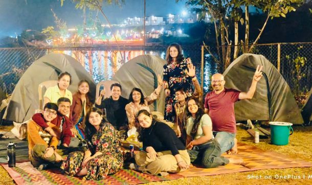 Family picnic at Pawna lake