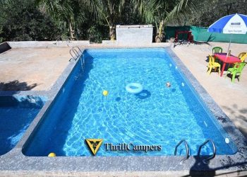 wooden villa swimming pool